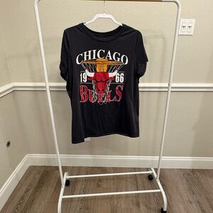 Torrid Size 3 (22/24) Gray Chicago Bulls Graphic Tee